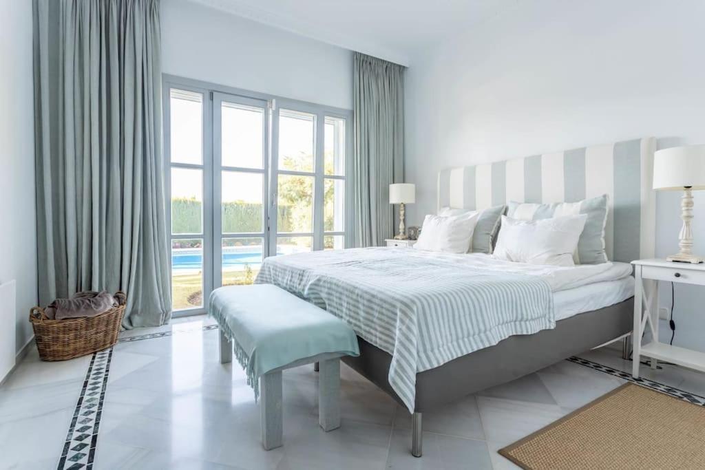 Villaflair - Sea View Villa Marbella